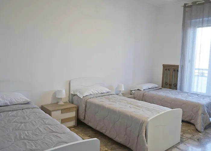Apartment La Residenza Ad Italia 61 *